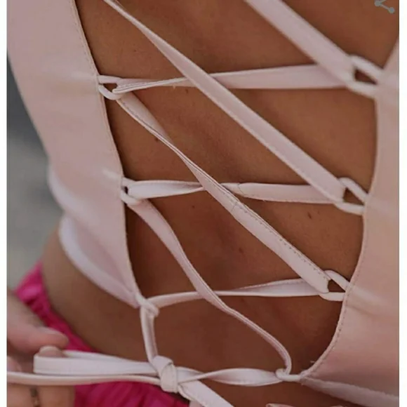 Leonni Haan Fitted Strappy Halter Corset Crop Top - Picture 5 of 13